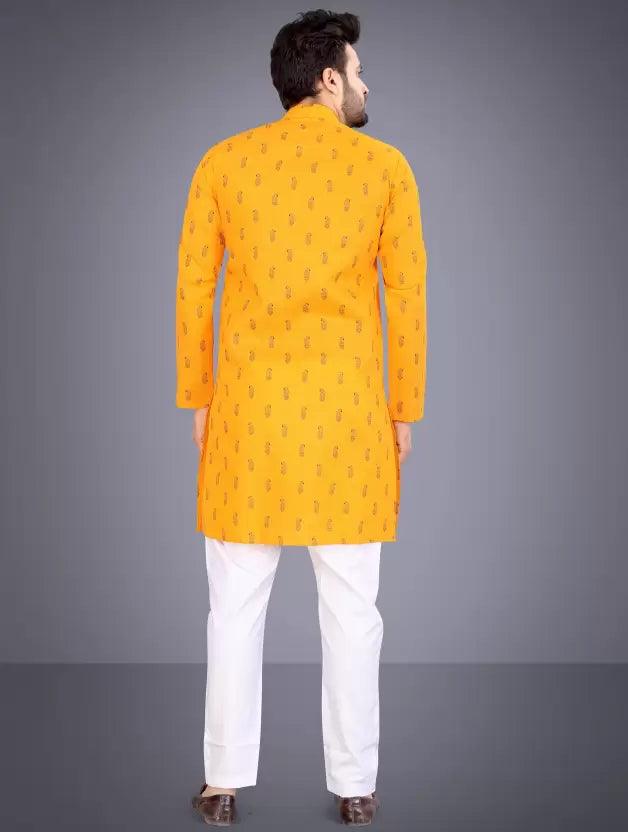 Men Cotton Blend Kurta Pyjama Set