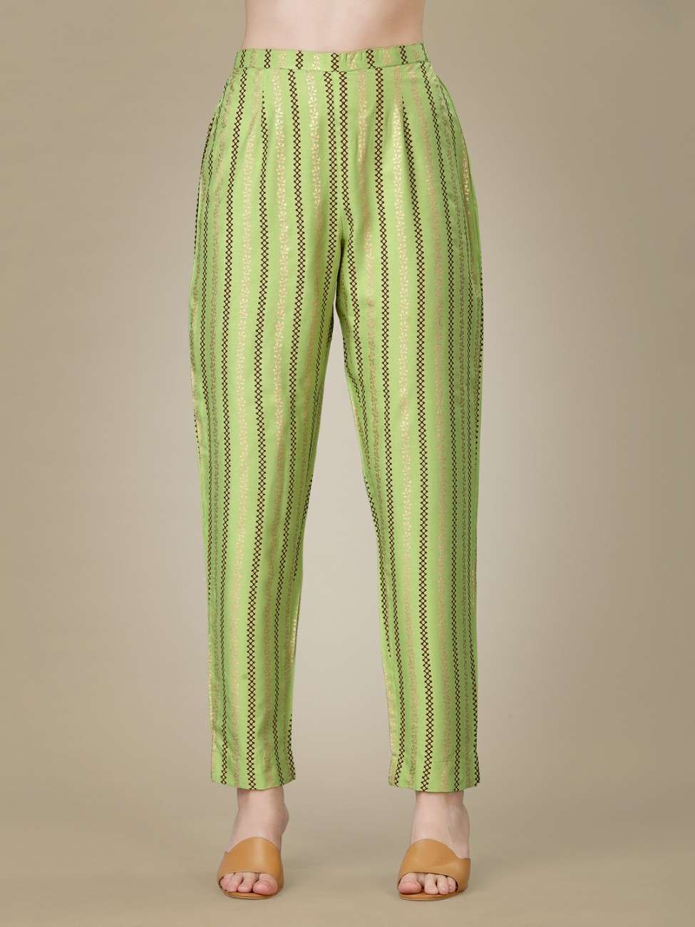 Fully Stiched Rayon Kurti Pant Set