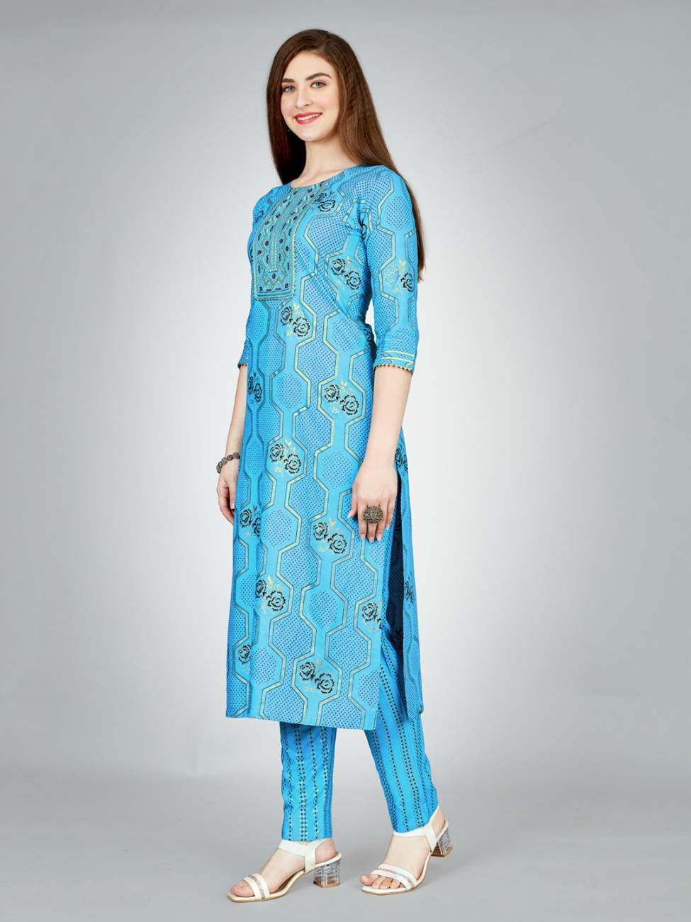 Fully Stiched Rayon Kurti Pant Set