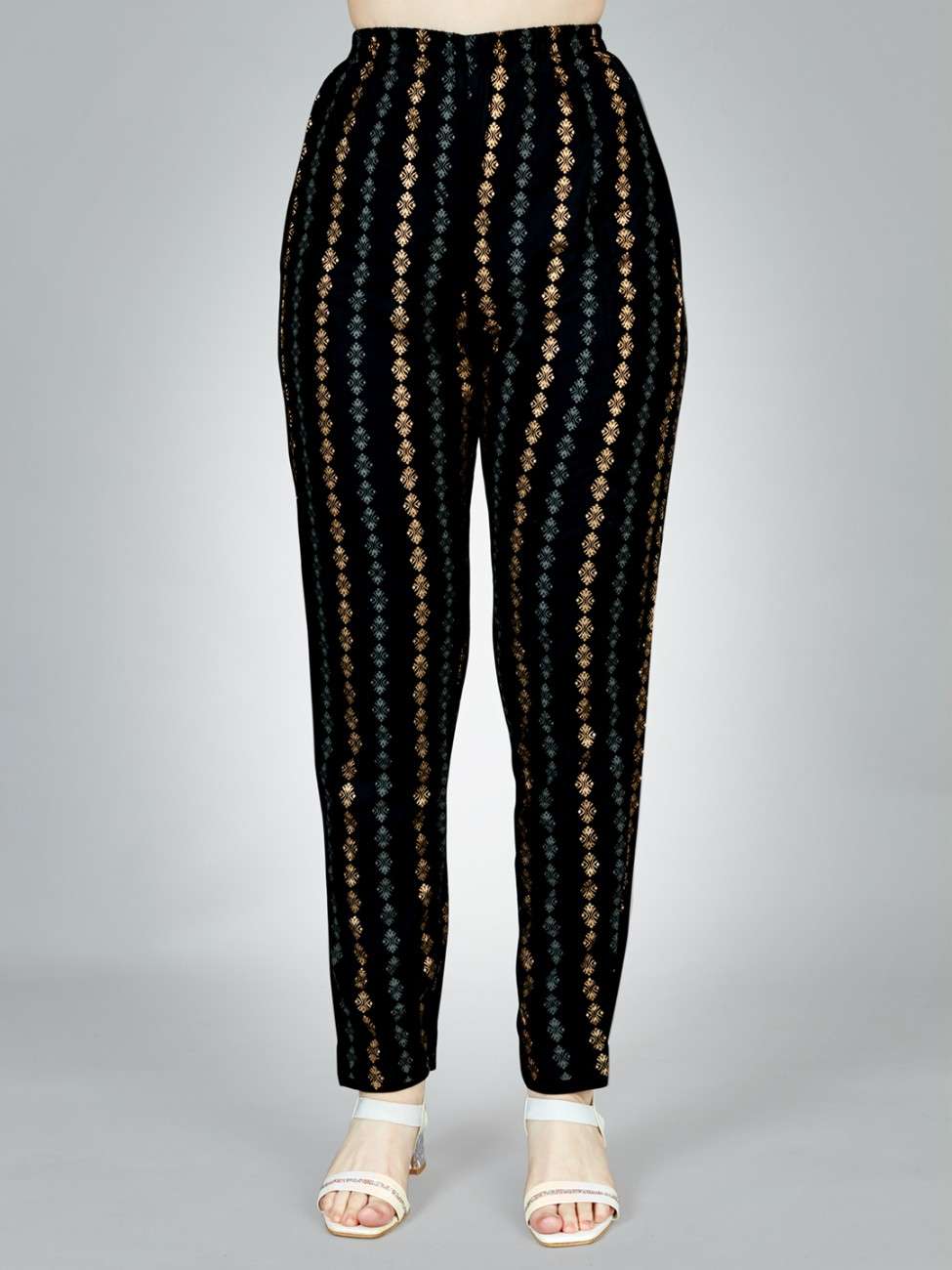 Fully Stiched Rayon Kurti Pant Set