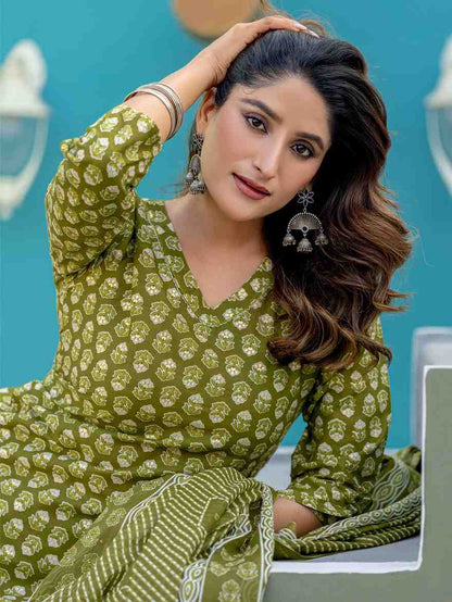 Fully Stiched Cotton  Kurti Pant Dupatta