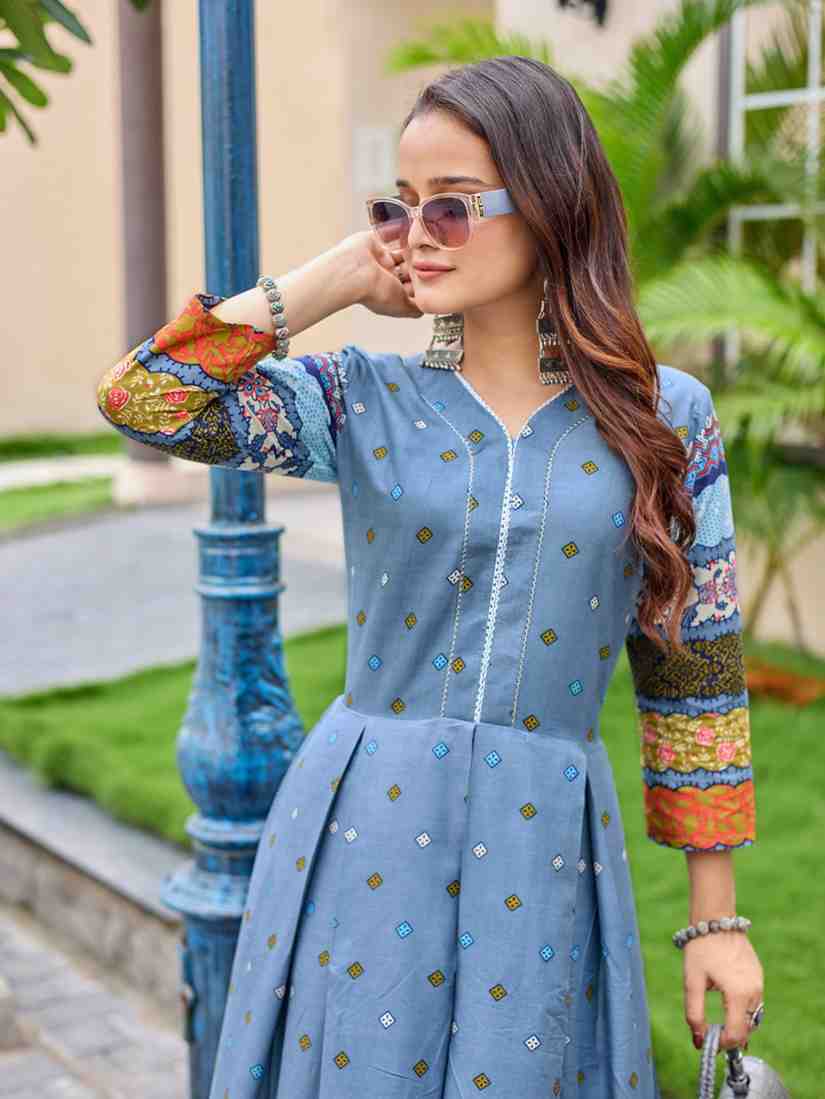 Fully Stiched Rayon Anarkali Gown