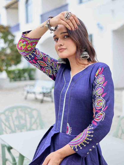 Fully Stiched Rayon Anarkali Gown