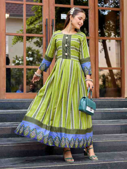 Fully Stiched Rayon Anarkali Gown