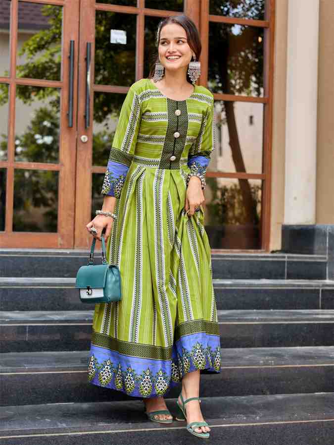 Fully Stiched Rayon Anarkali Gown