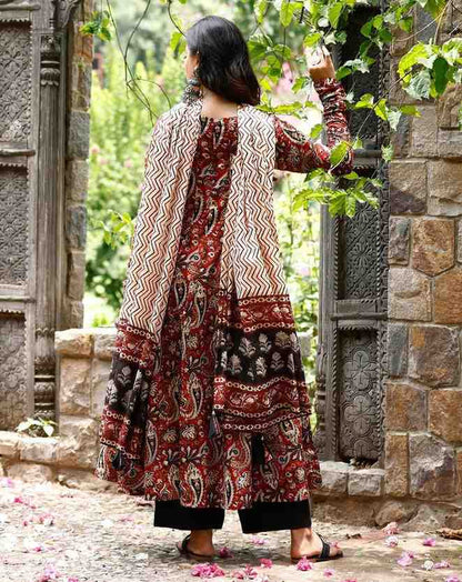 Fully Stiched Rayon Printed Kurti Pant Dupatta