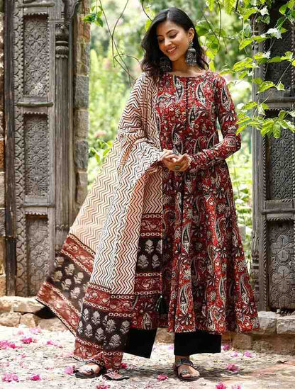 Fully Stiched Rayon Printed Kurti Pant Dupatta