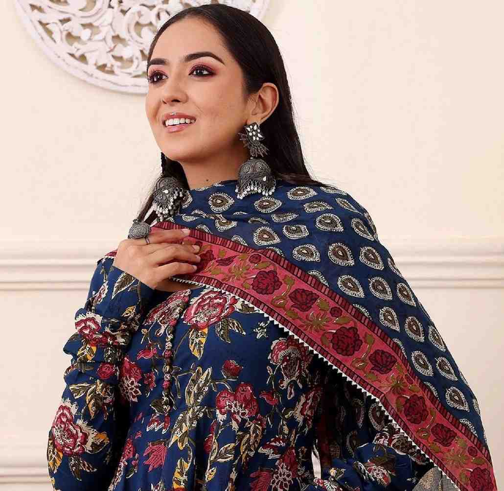 Fully Stiched Rayon Printed Kurti Pant Dupatta