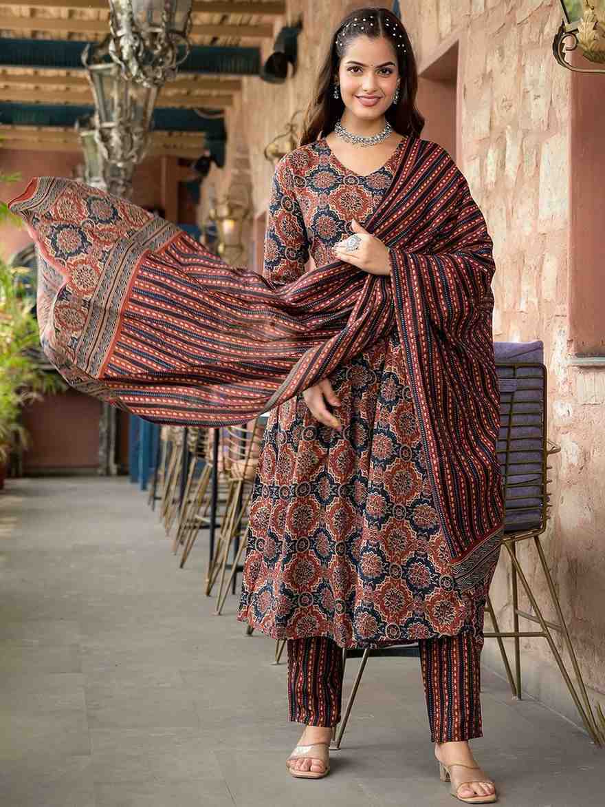 Fully Stiched Rayon Printed Kurti Pant Dupatta