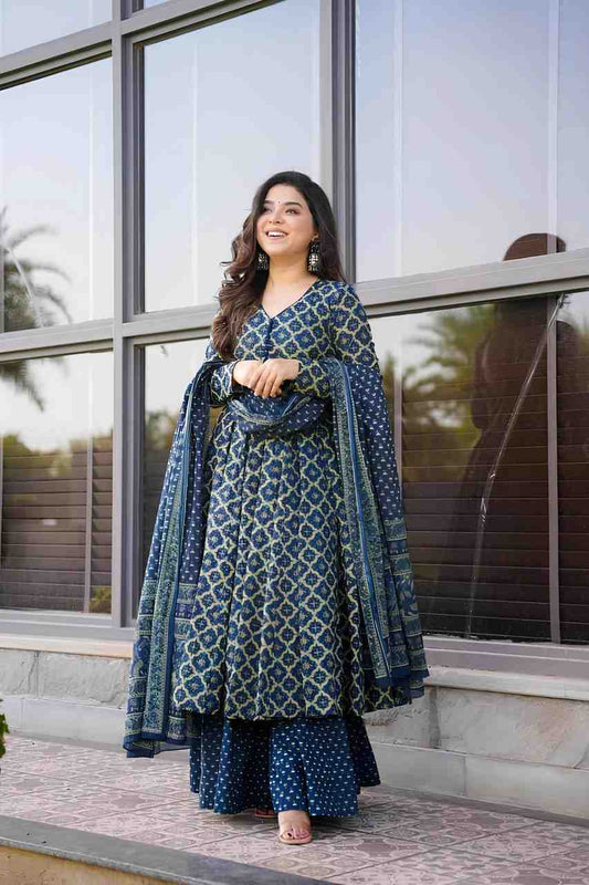 Fully Stiched Rayon Printed Kurti Pant Dupatta