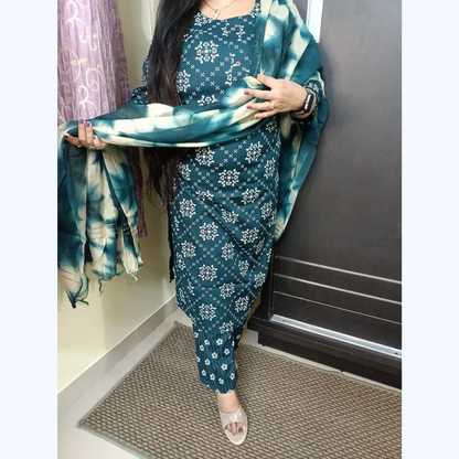 Two tone straight kurti pant set with fine shade dupatta