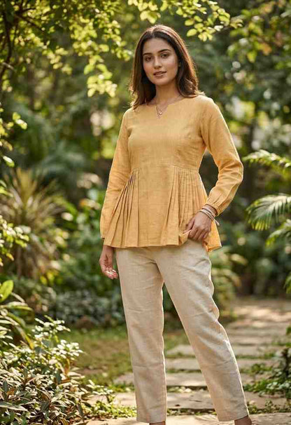 Casual linen cotton outfit with solid pattern