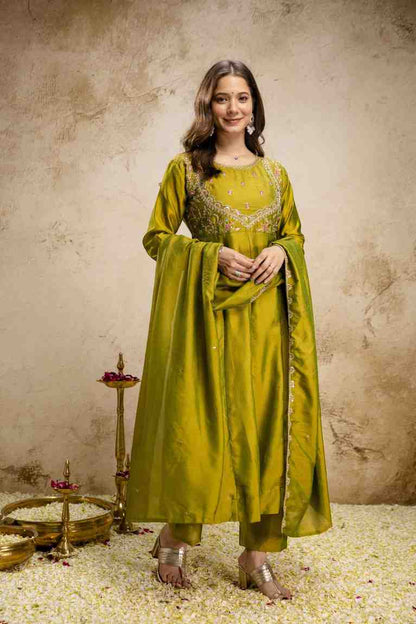 Wedding Wear Vichitra Silk Suit