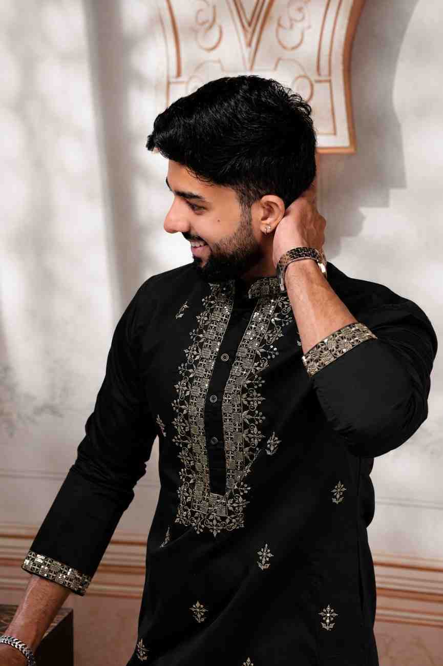 Men's Black Embroidered Kurta Set