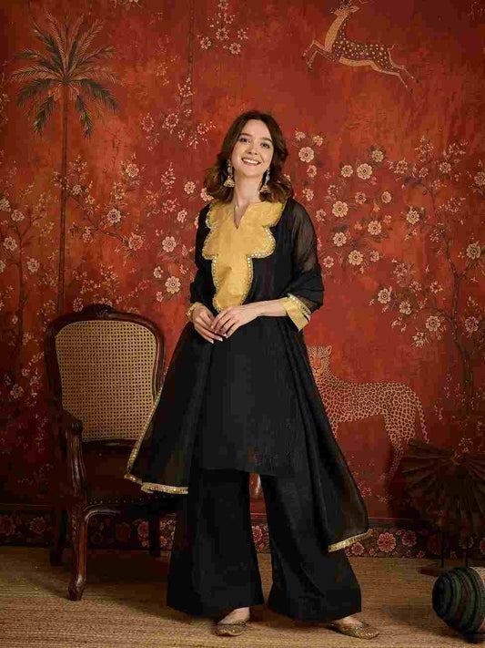 Crunchy designer embroidered suit for women