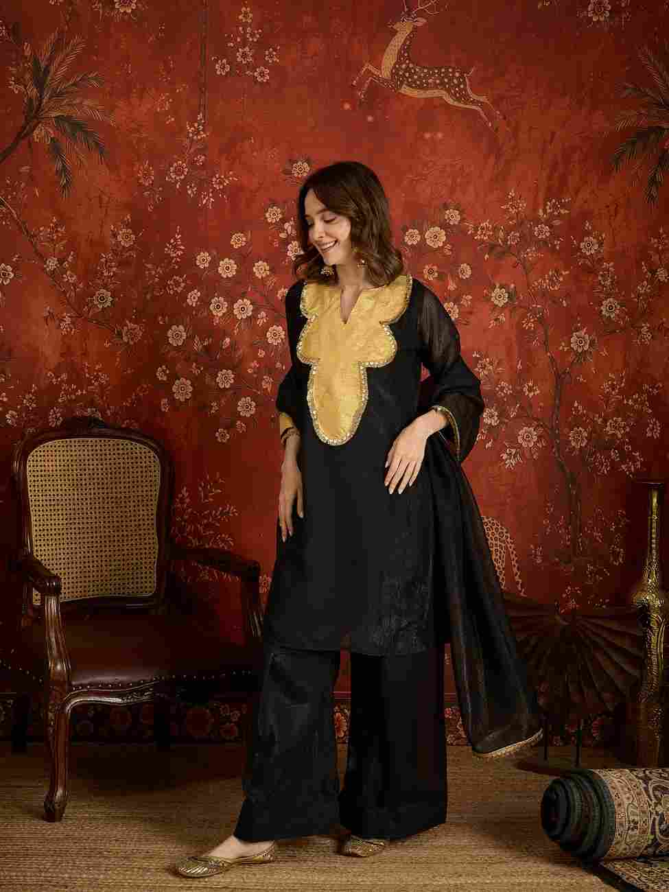 Crunchy festive wear embroidered suit