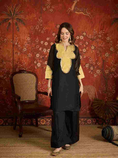 Elegant Crunchy ethnic wear suit for women