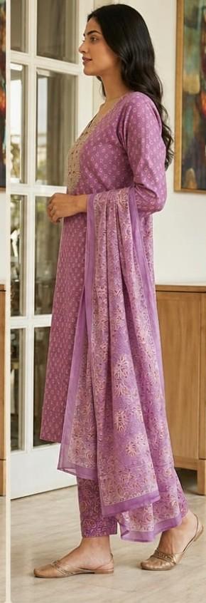 Women’s cotton kurta pant dupatta daily wear outfit