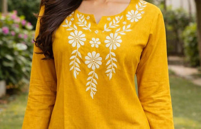 Cotton chikankari short kurta close up embroidery