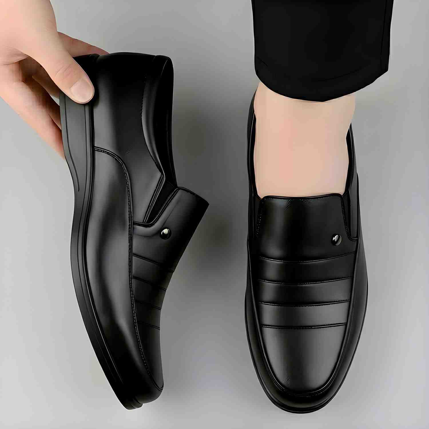 Faux leather men shoes with cushioned insole