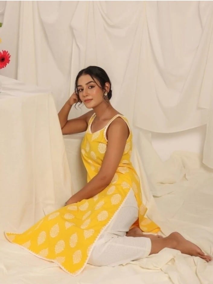 Yellow Sleeveless Kurta