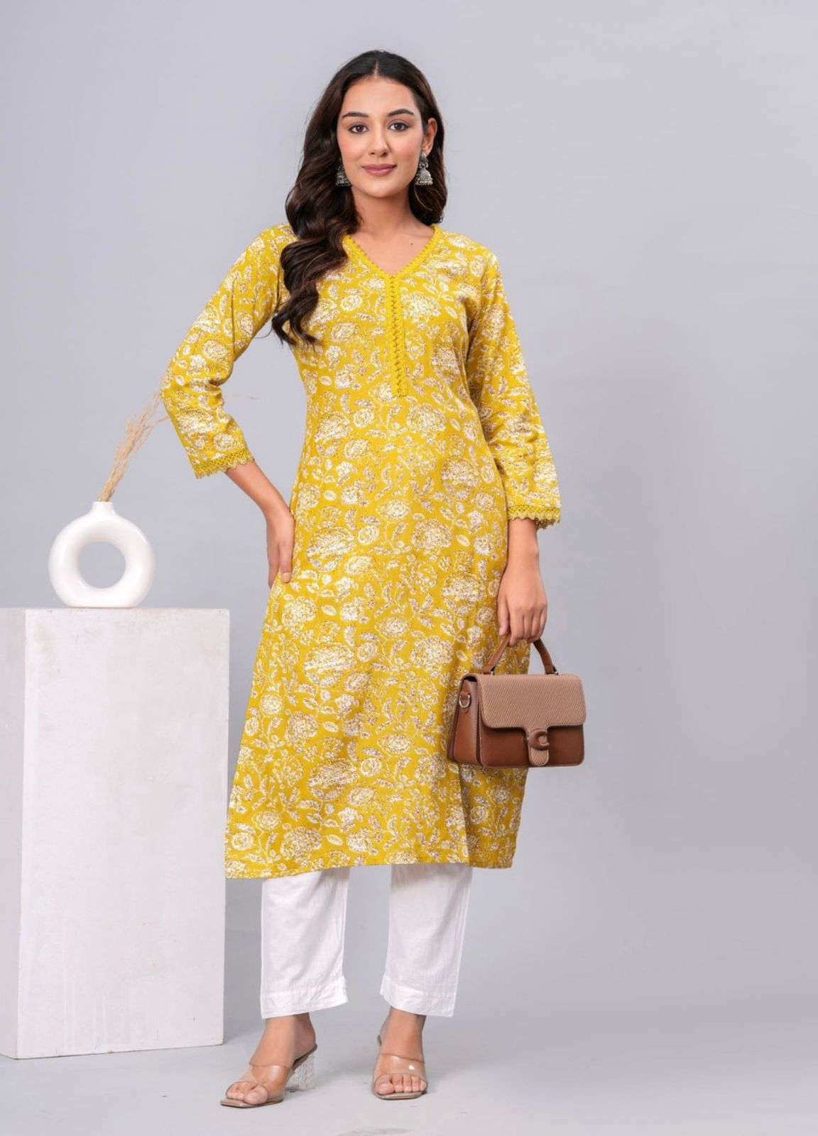 Yellow Elegant Printed Kurta