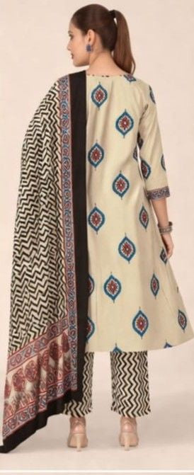 Women stylish printed cotton kurti set close up view