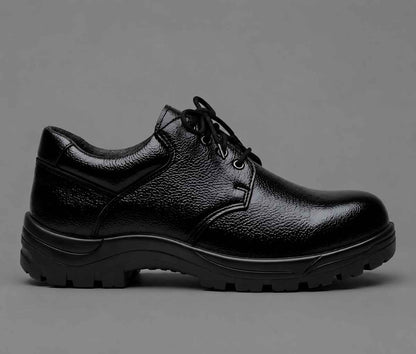 Durable black safety boots for construction and factory work
