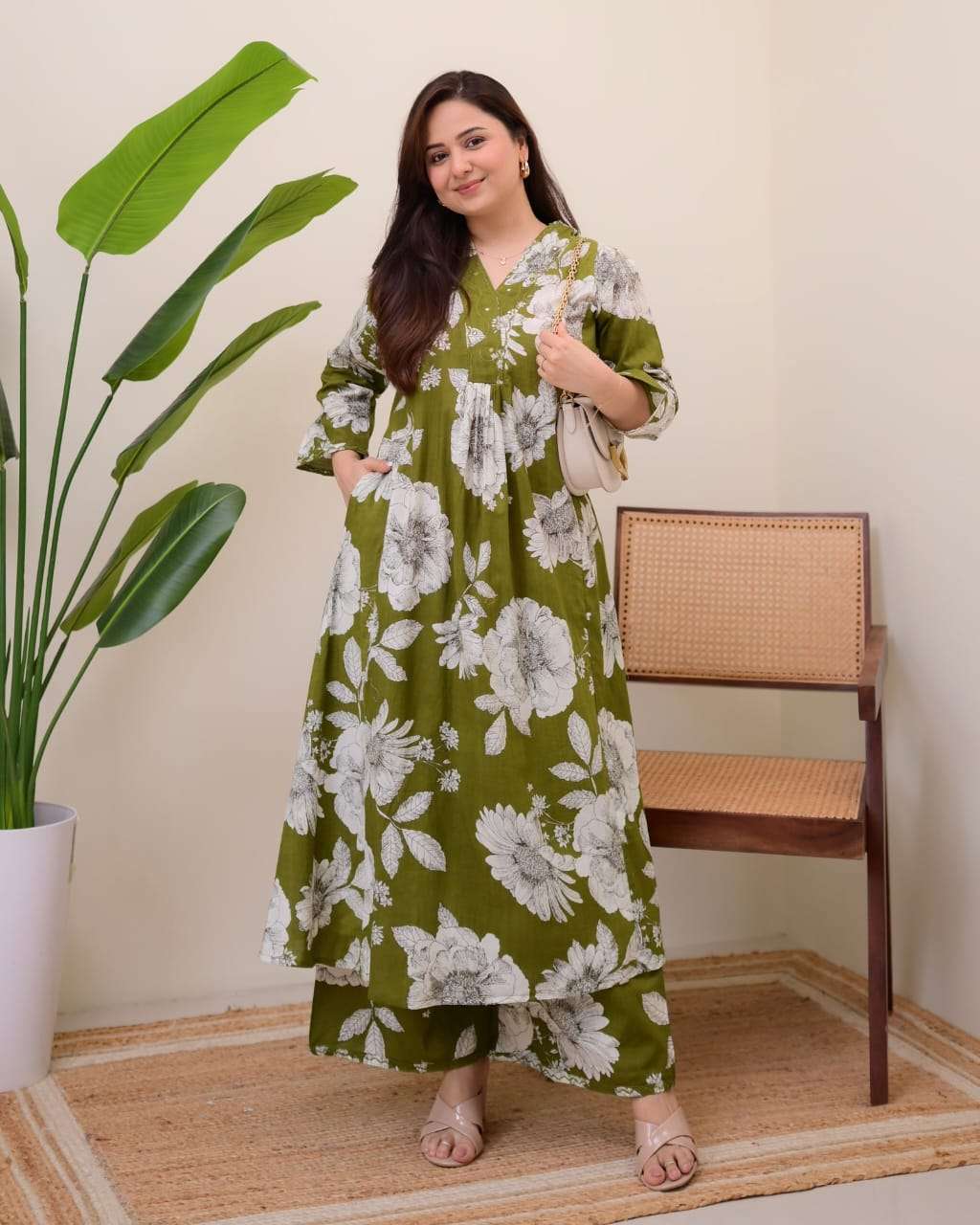Olive Green Floral Rayon Kurta Set for Women