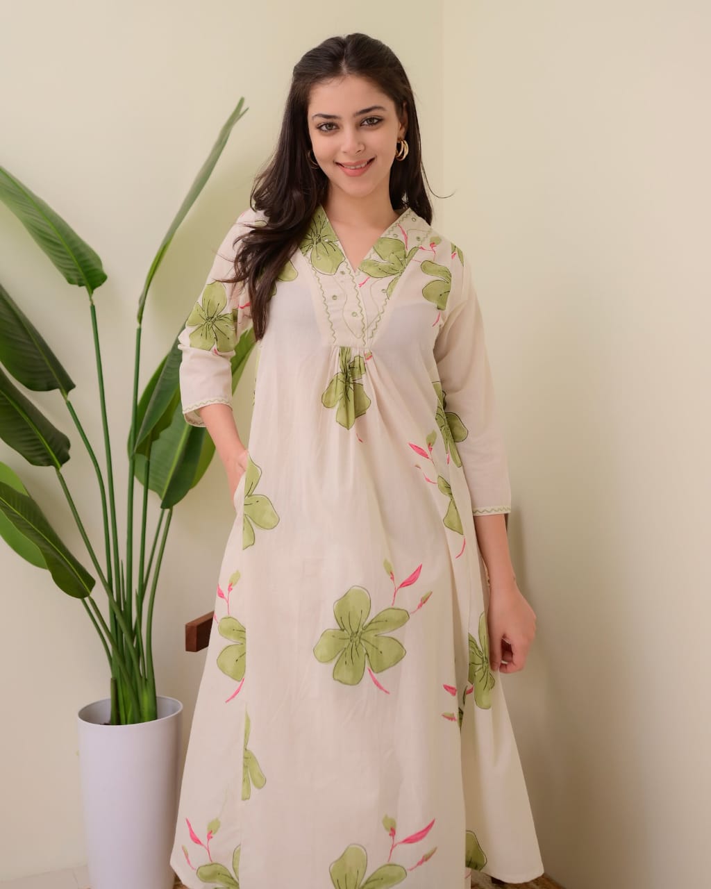 Cream Green Floral Rayon Kurta Pant Set