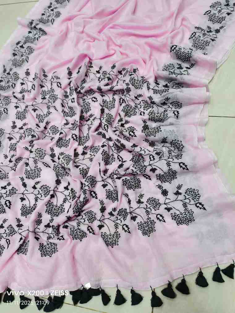 Exclusive Premium Hand Embroidery Mul Cotton Saree with Blouse Piece Hiya’s Boutique