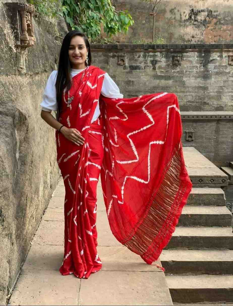 Handloom mulberry silk bandhani saree tie dye print festive wear