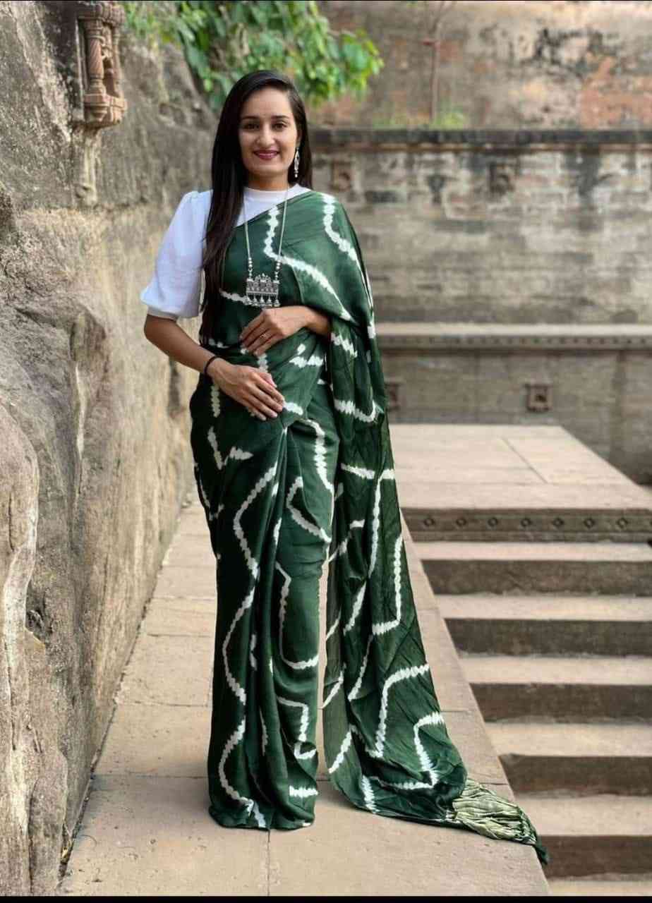 Handloom mulberry silk bandhani saree tie dye print festive wear