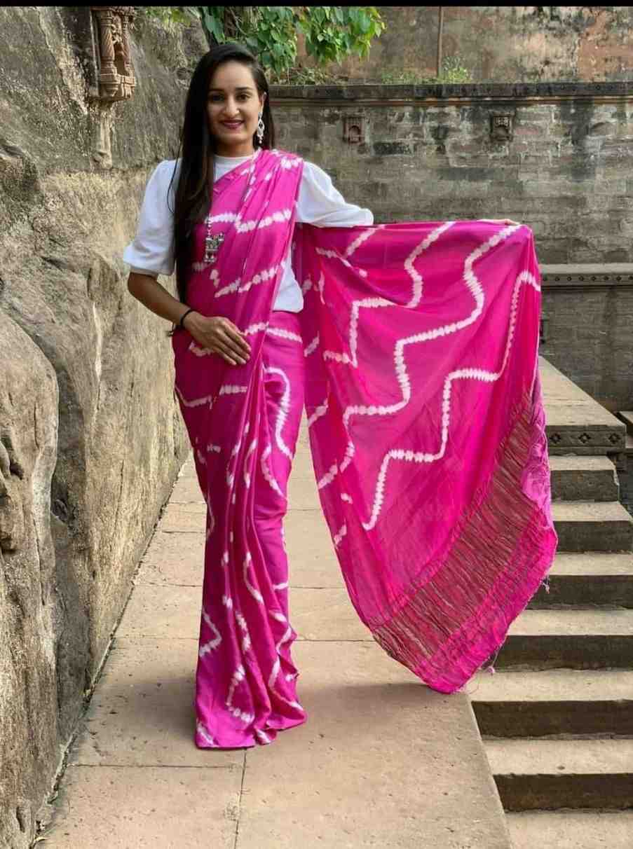 Handloom mulberry silk bandhani saree tie dye print festive wear