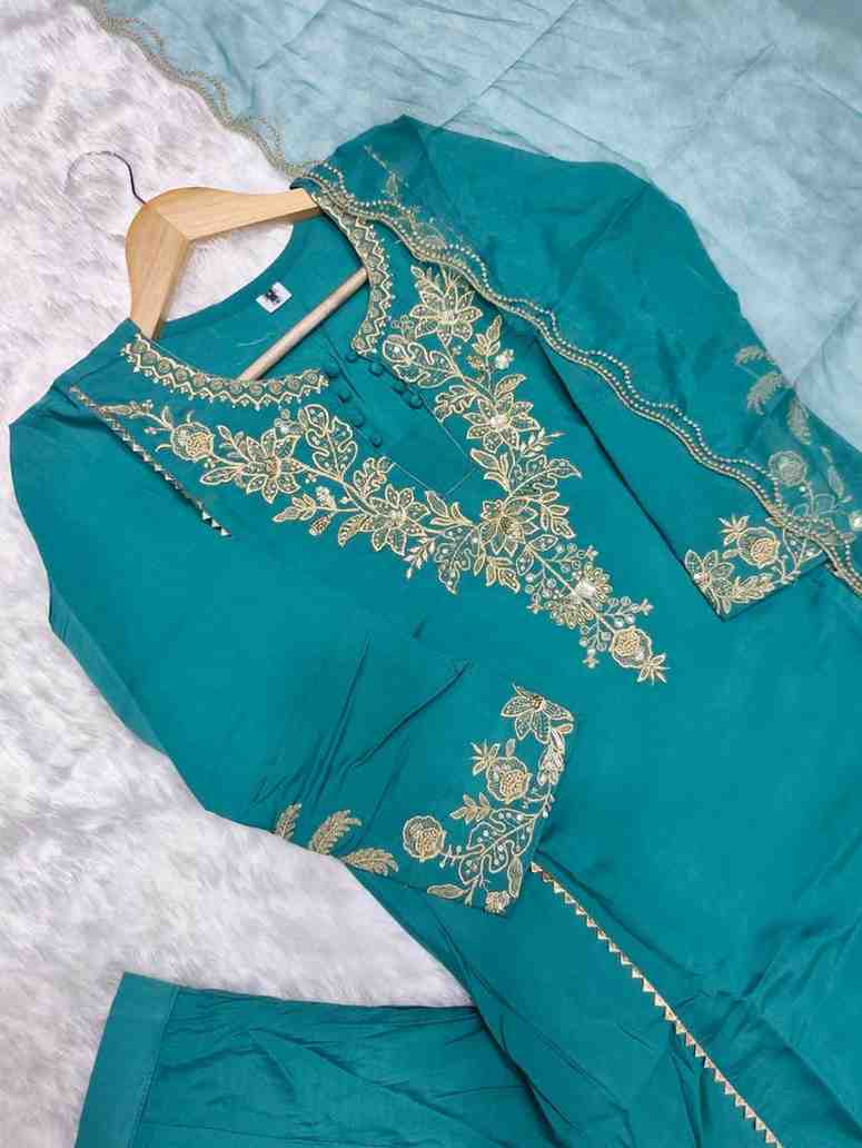 Heavy Chanderi Silk Kurta Set