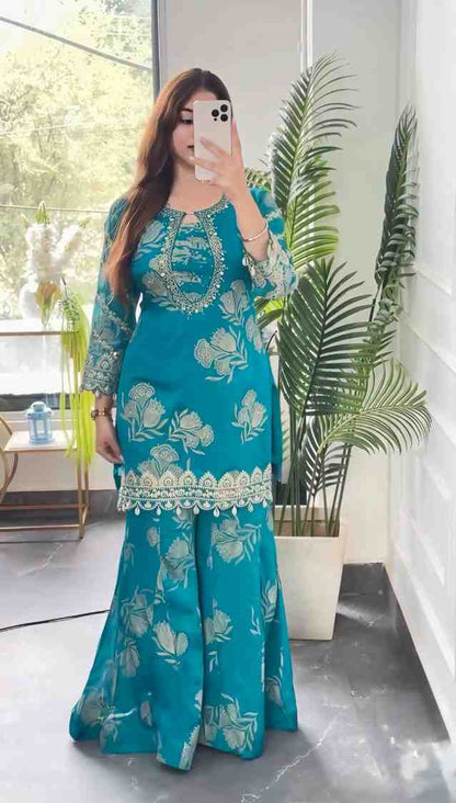 Faux Georgette Party Wear Suit
