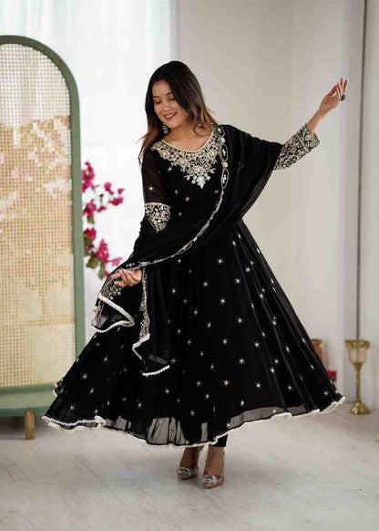 Women's Designer Gown Set