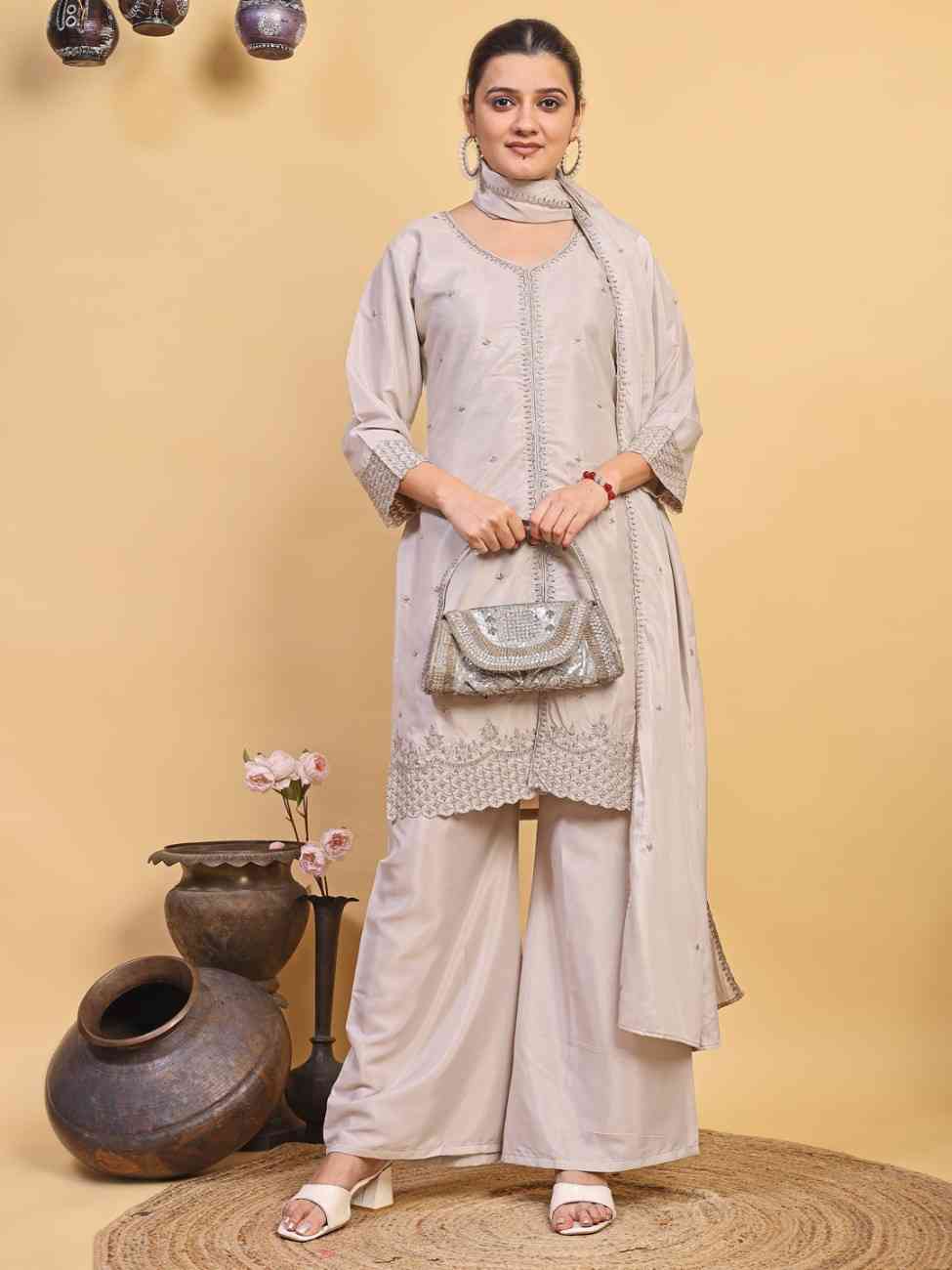 Women's Traditional Suit Set