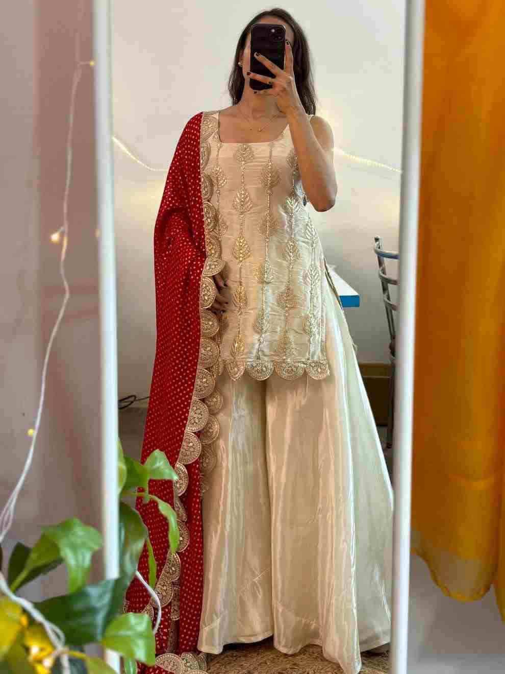 Women's embroidered Chinon plazo set