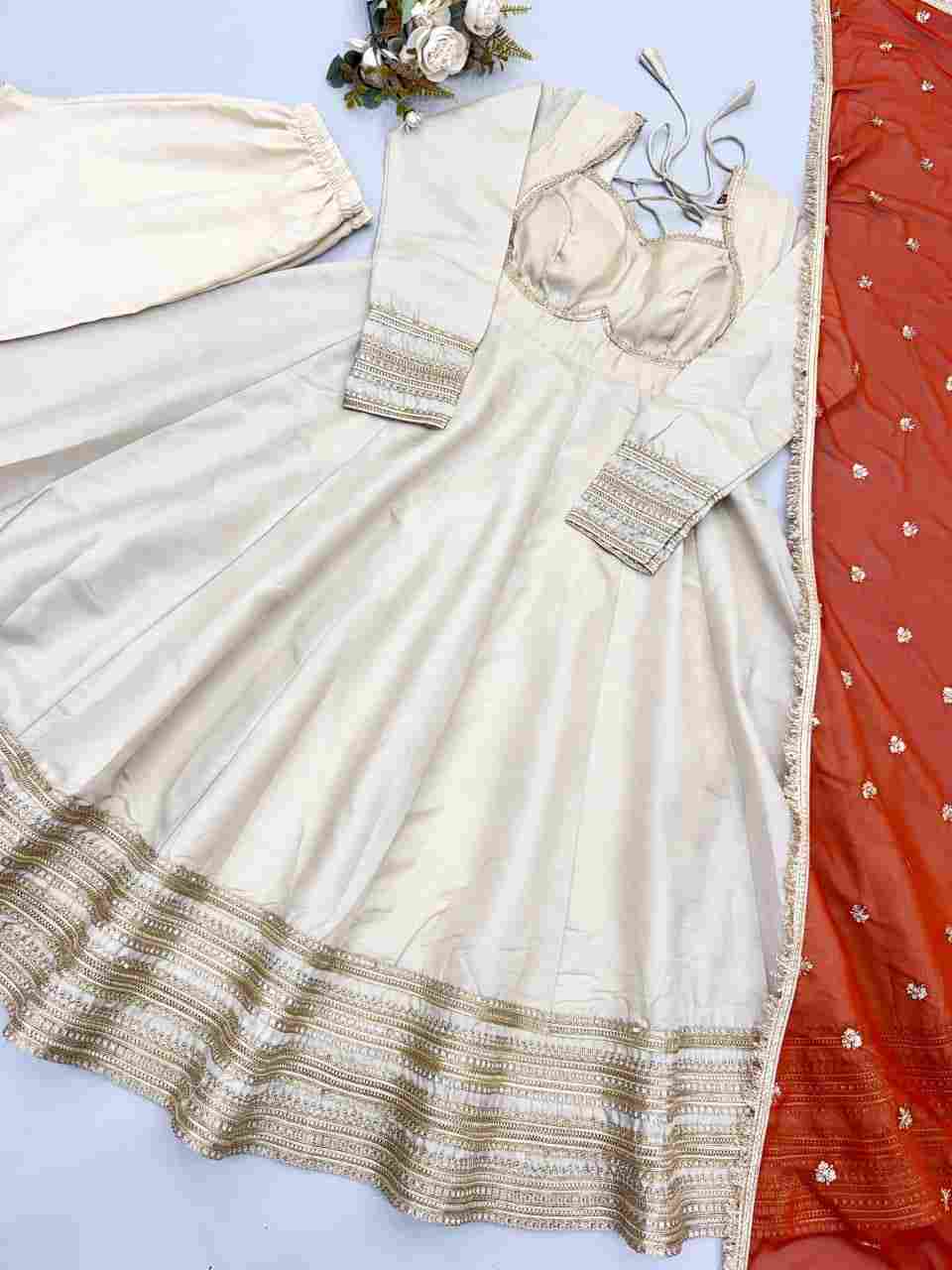 Kali cutting Anarkali gown for women