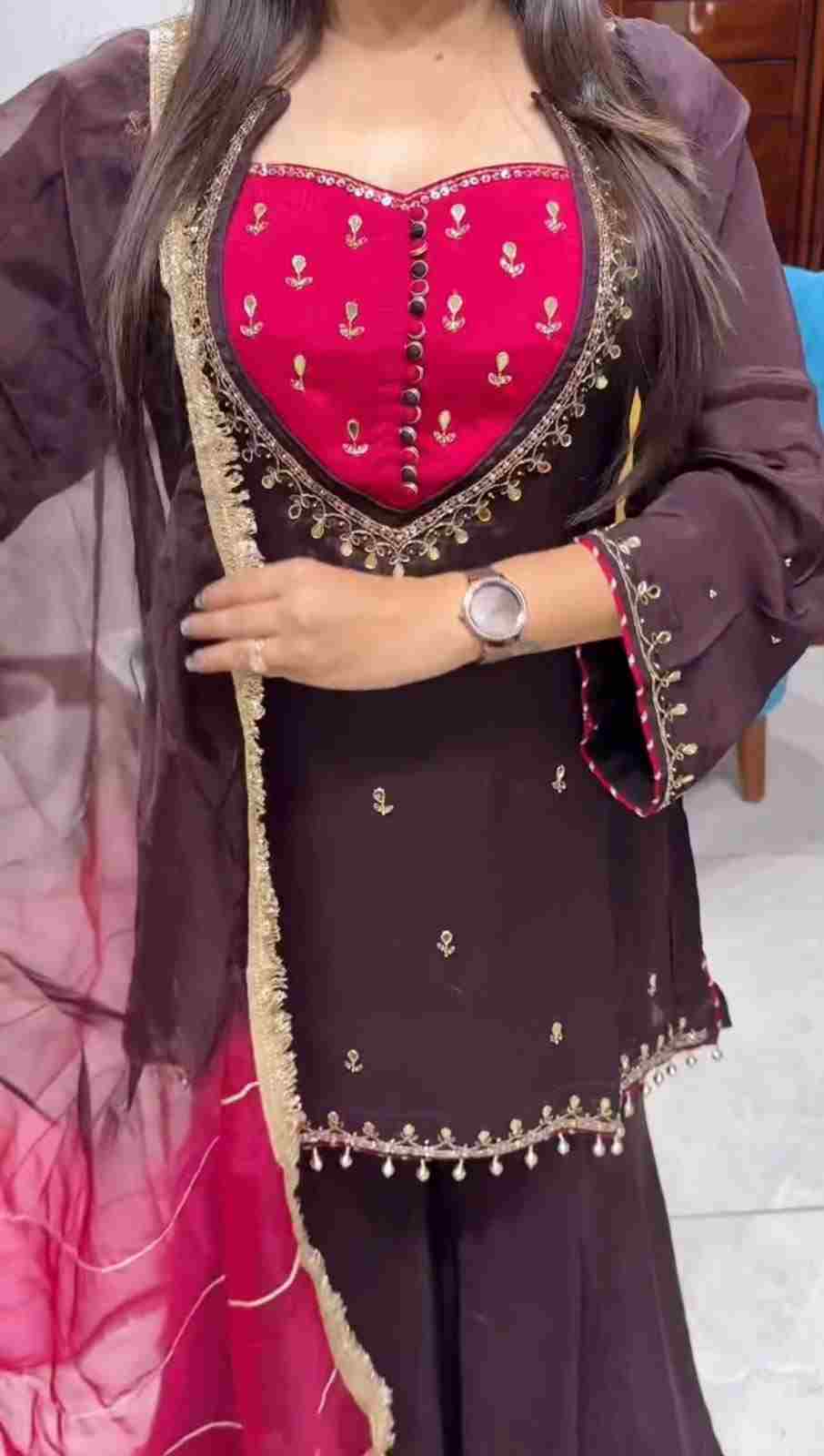 Ready-to-wear women’s kurta palazzo set with mirror embroidery