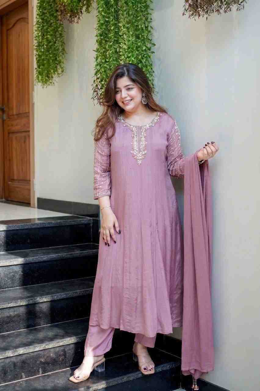Women's Glass Tissue Ethnic Set with Hand Work Neck and Sleeves