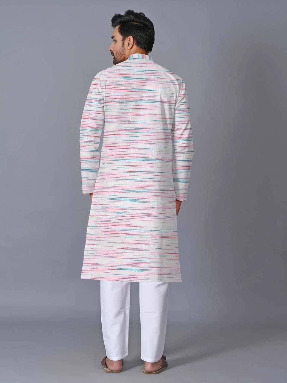 Men’s casual Indian kurta made from khadi cotton