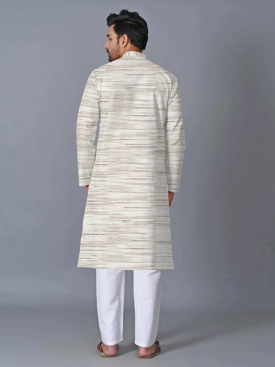 Men’s ethnic clothing in khadi cotton fabric from Indiya Se