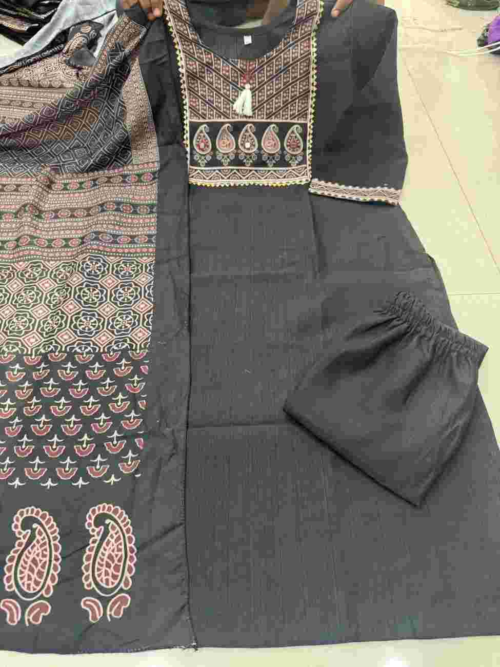 Stylish women's party wear kurti pant set with dupatta