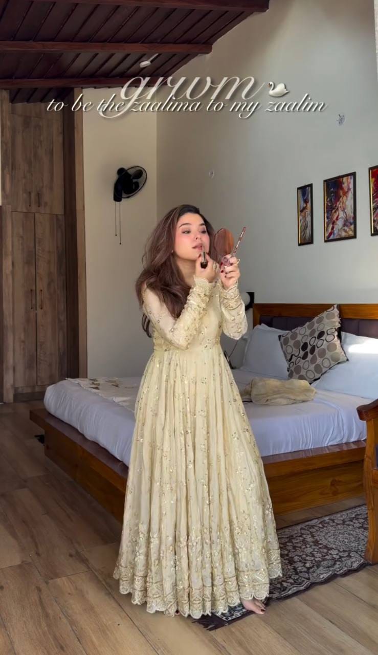 Women's Crunchy Silk Gown