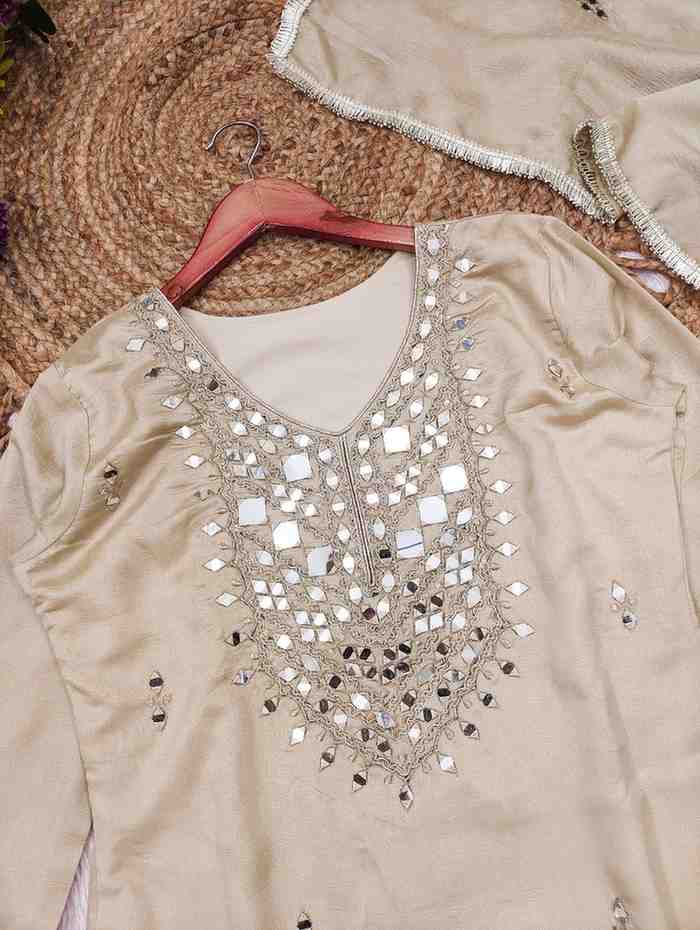 Traditional readymade ethnic wear close up design
